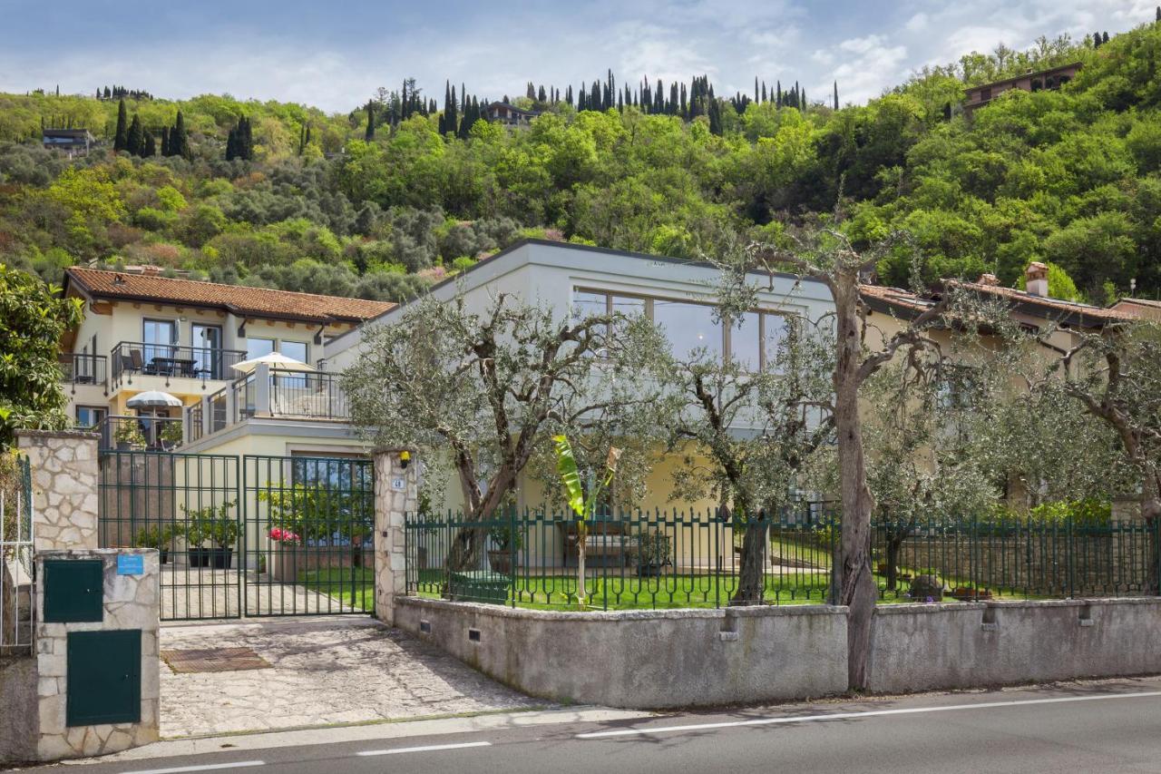 Casa Al Lago With Pool Apartment Torri Del Benaco Exterior photo